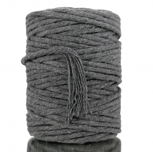 b22b238de1c3b0f21b2c396c13439bd8